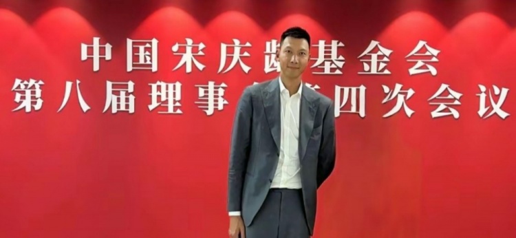 時隔5個月首次公開露面！大河報：易建聯(lián)關聯(lián)公司成被執(zhí)行人