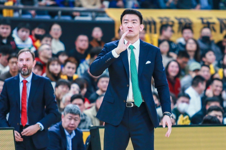 雙核缺陣！廣廈本場僅得74分創(chuàng)賽季新低 此前紀錄為對陣深圳77分
