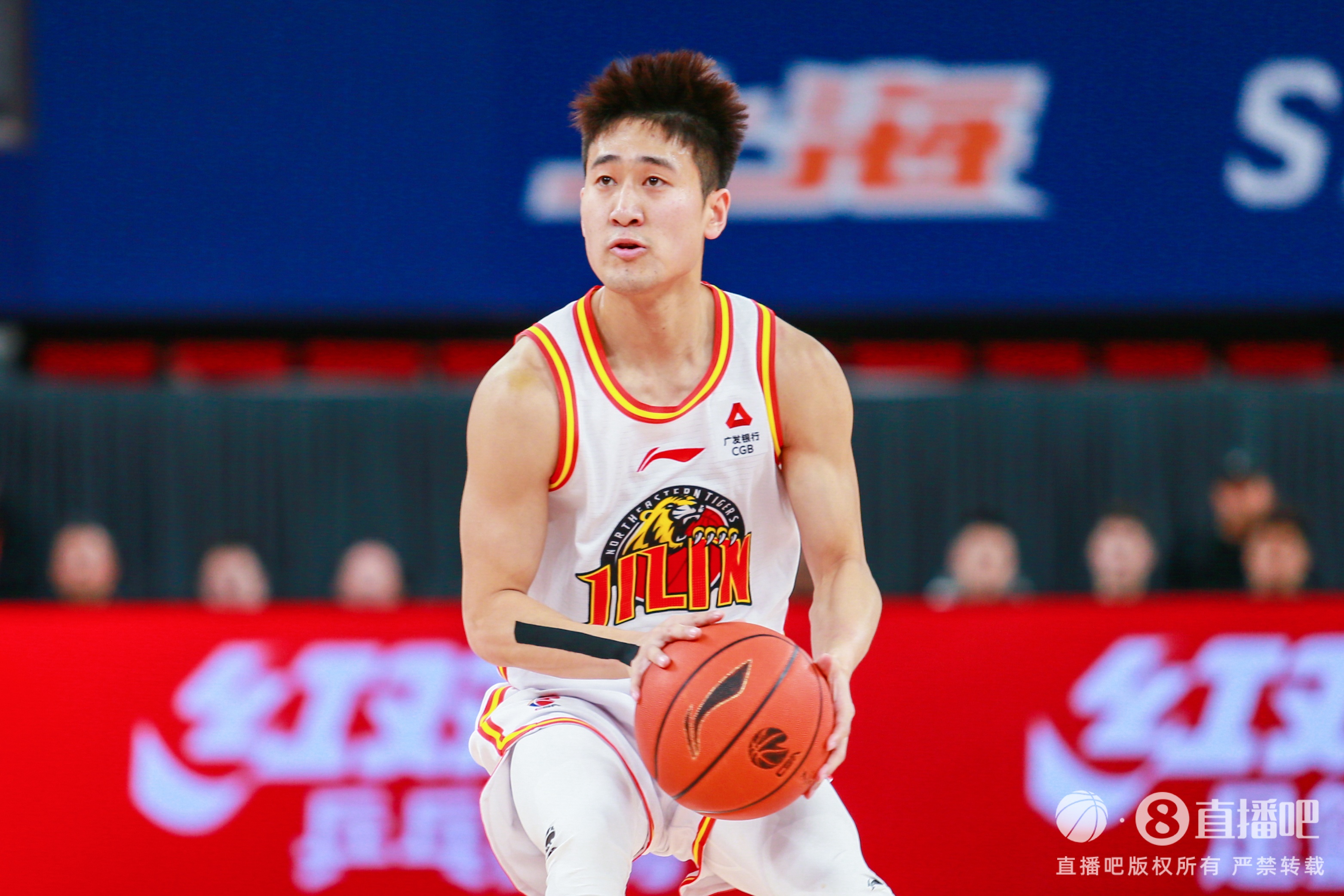 效率不高！姜偉澤13中5拿到14分 三分9中2