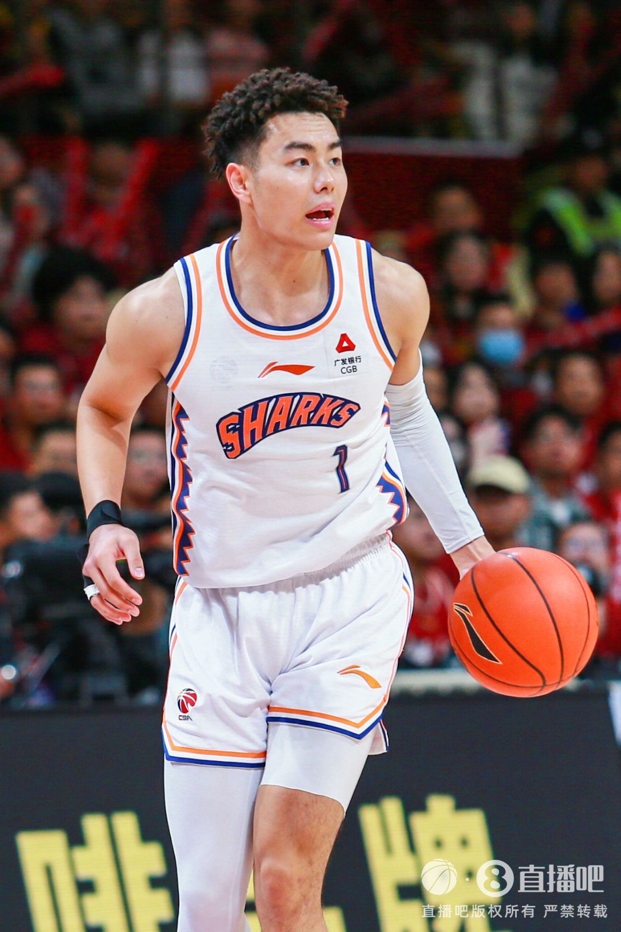 狀態(tài)火熱！李添榮15投10中&三分12中7 得到28分3板2助
